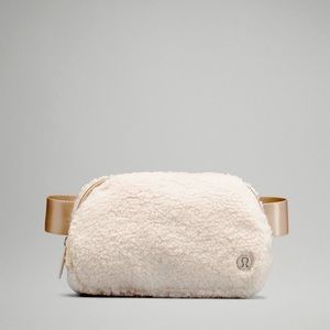 Fleece Lulu Lemon Everywhere Belt Bag Ivory